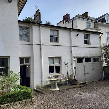 121 The Mount * York
