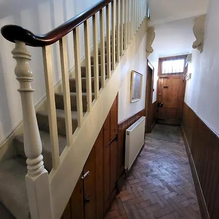 121 The Mount Feriehus *